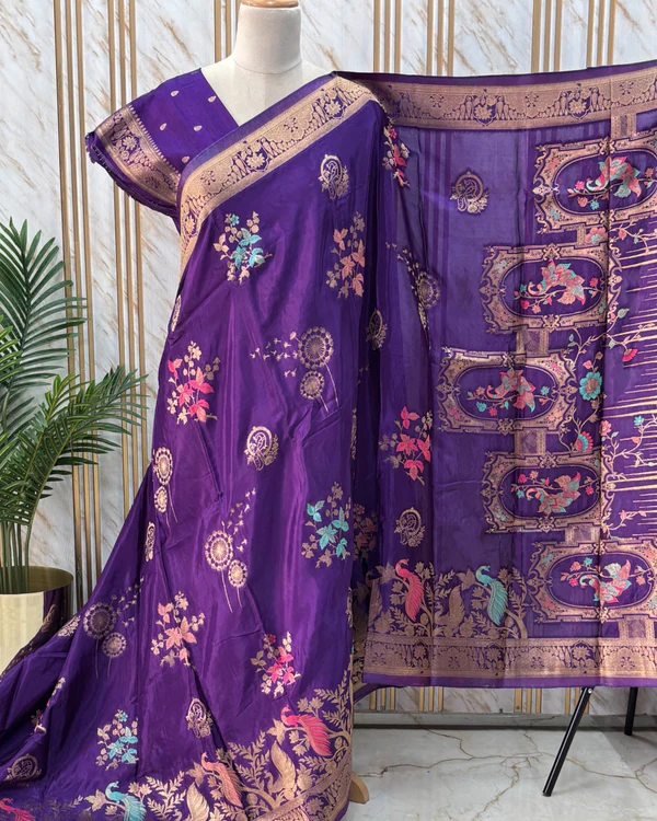 Pure Viscose Saree (Birds and Floral Border )