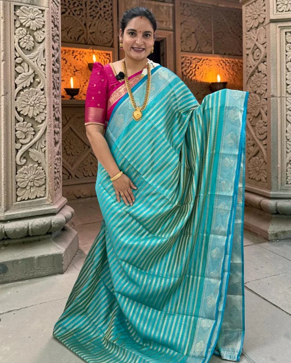 Tussar Saree (Horizontal Lines & Diamond Floral Border)