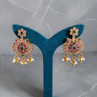 Jadau Kundan Kemp Stones (Lakshmi Pendant, Long Haram) thumbnail 5