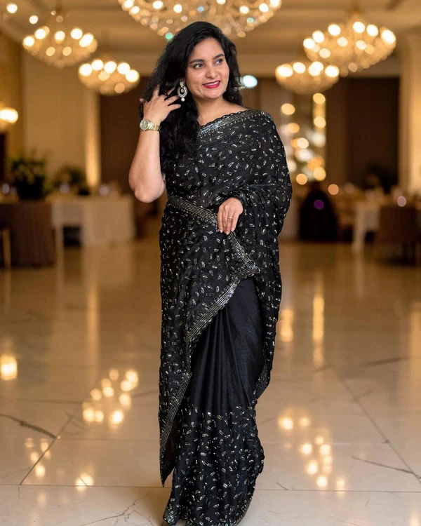Designer Saree (Piping Work)