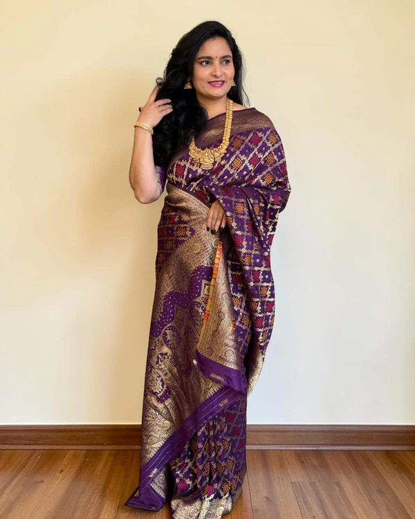 Banarasi Dola (Bandhani Meena)