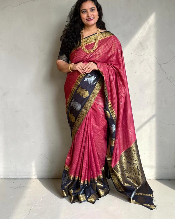 Semi Mysore Crepe (Silver & Golden Jari Gandaberunda Border)