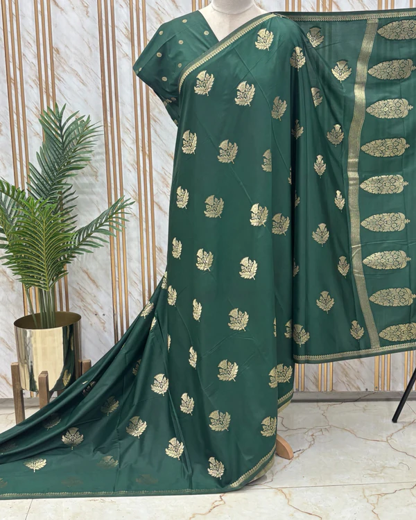 Semi Mysore Crepe (Small Border, Flower Motifs)