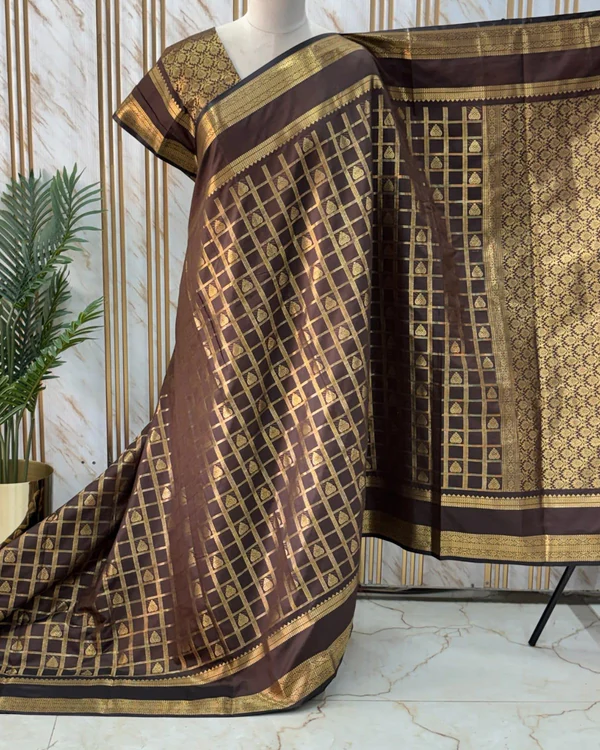 Banarasi Soft Silk (Checks & Motifs)