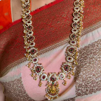 Jadau Kundan Kemp Stones (Lakshmi Pendant, Long Haram) thumbnail 1