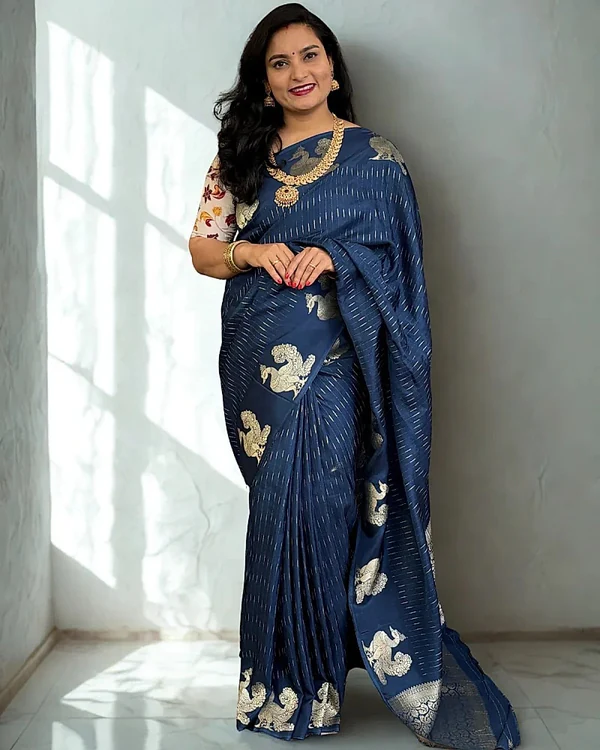 Viscose Saree (Peacock Border)