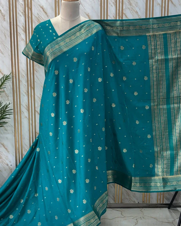 Georgette (Motifs & Rich Pallu)