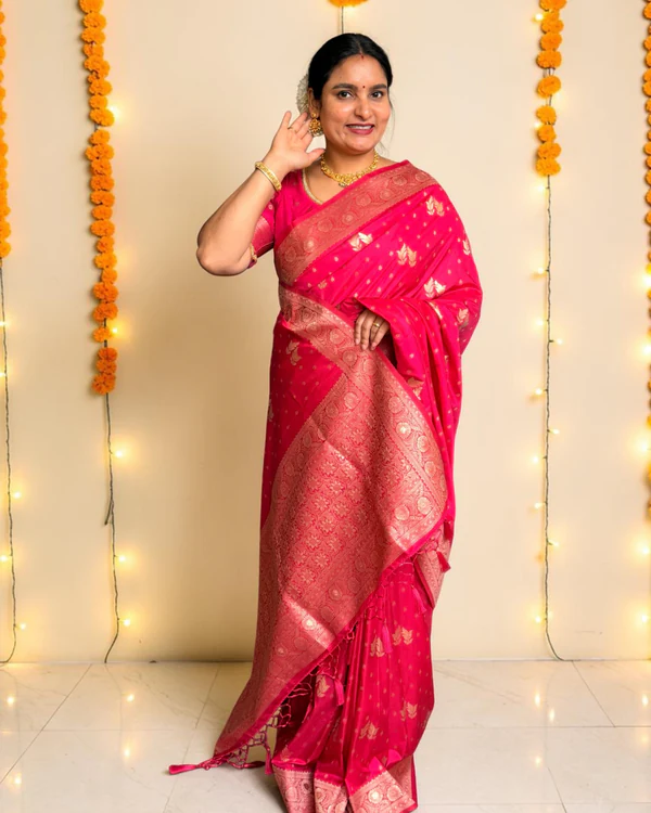 Banarasi Dola Saree (Double Leaf, Floral Grand Pallu)